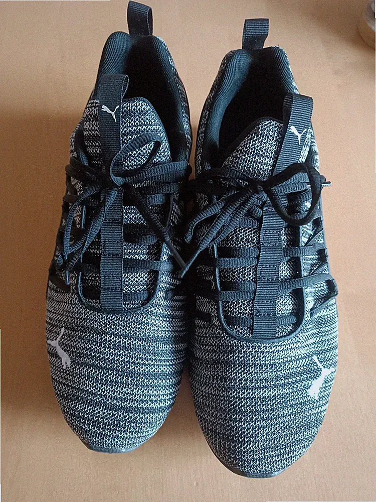 Puma - Lauf-, Trainingsschuhe "Momenta" - Gr. 44 (10.5)
