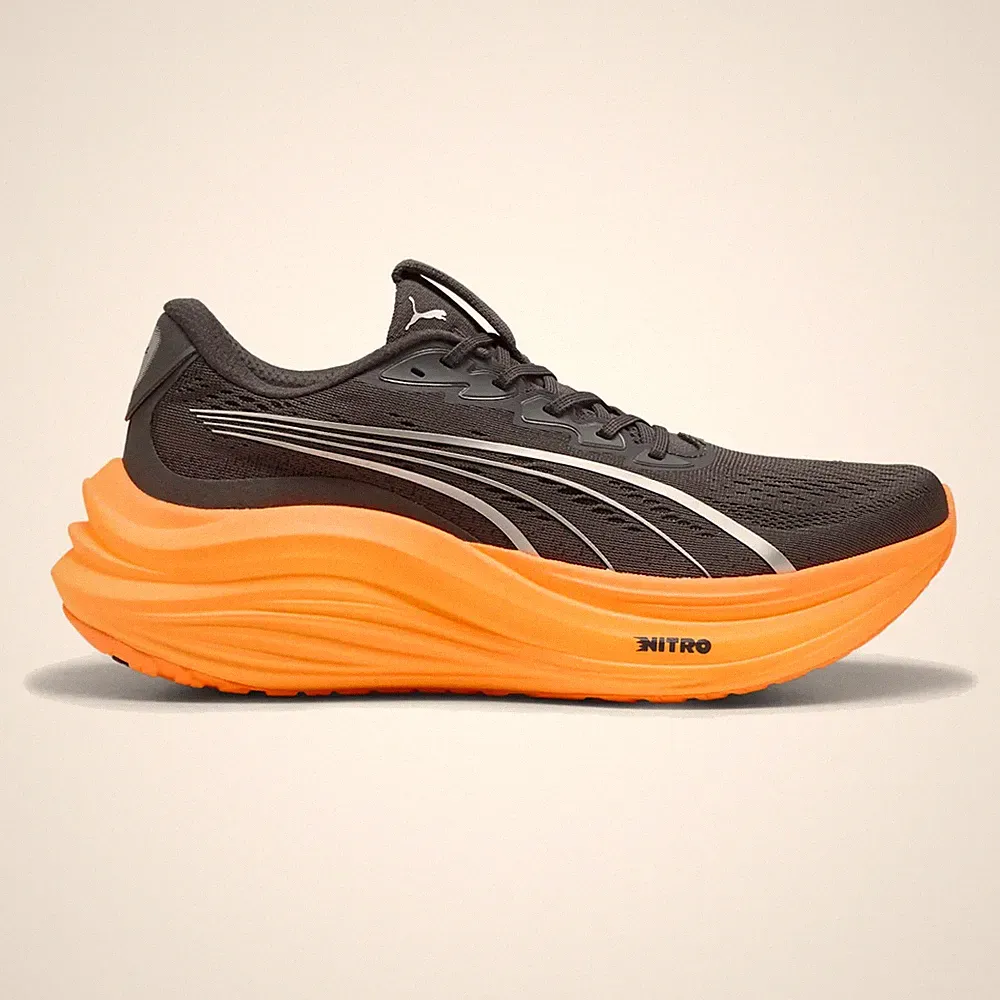 Puma Magmax Nitro Herren Laufschuhe Schwarz 42,5 NEU