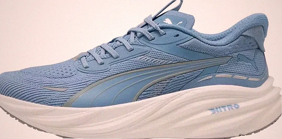PUMA Magnify NITRO 3 / Laufschuh Herren / maximale Dämpfung & Komfort / 311046