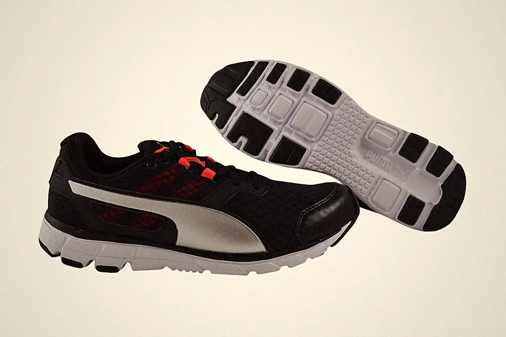 Puma Poseidon V2 black/white Laufschuhe/Schuhe schwarz 188161 05