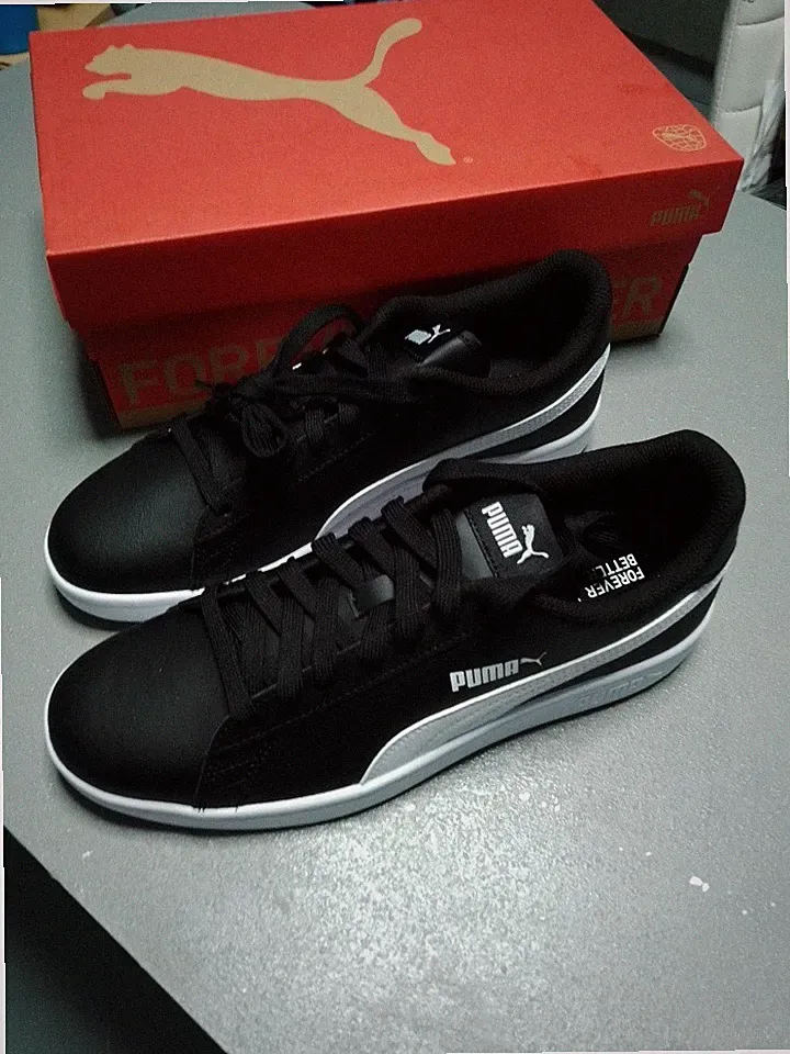 PUMA Schuhe Größe 42 Schwarz/Weiß *NEU* Sportschuhe Sneakers Laufschuhe