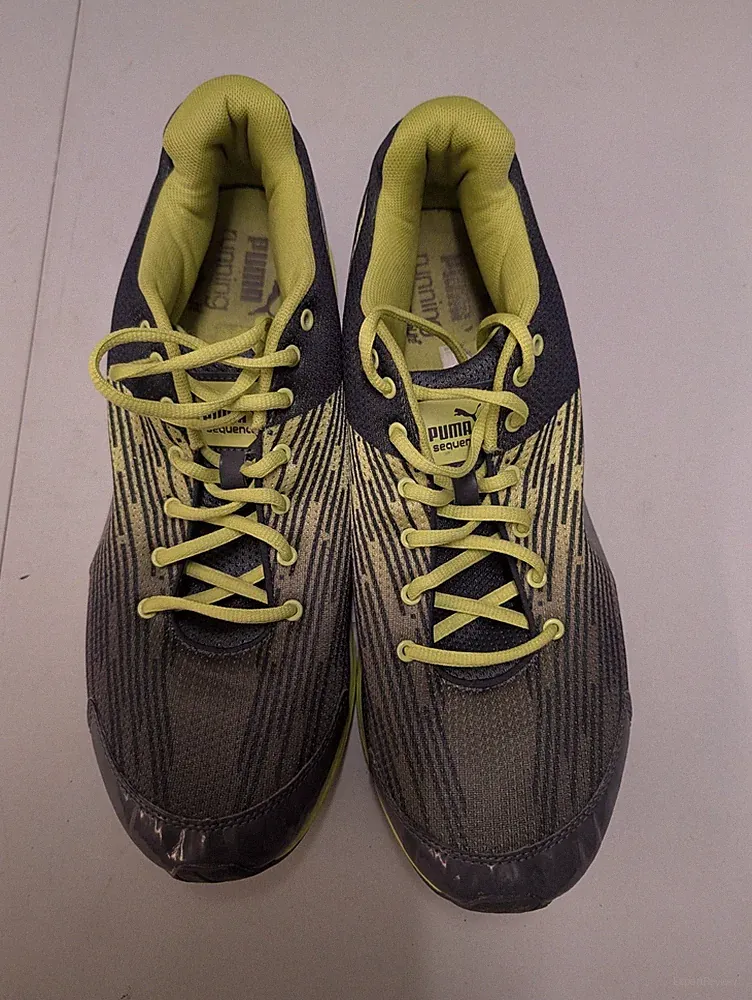 Puma Sequence Herren grün/schwarz Mesh Schnürschuhe sportliche Laufschuhe Größe UK 11