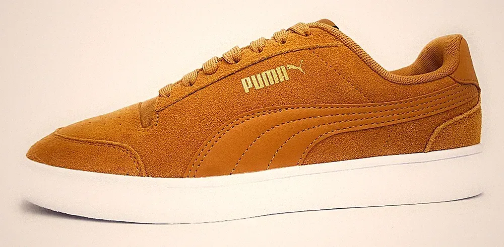 Gold Flacher Schuh