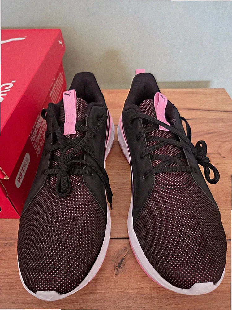 PUMA Softride Herren Laufschuh Sneaker EU 43 Schwarz/Pink/Weiß atmungsaktiv