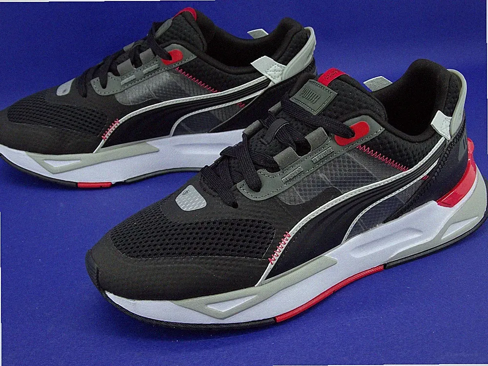 Puma Sport Tech Unisex Sneaker low Halbschuhe Lauf Freizeit Schuhe Gr 42 Uk 8