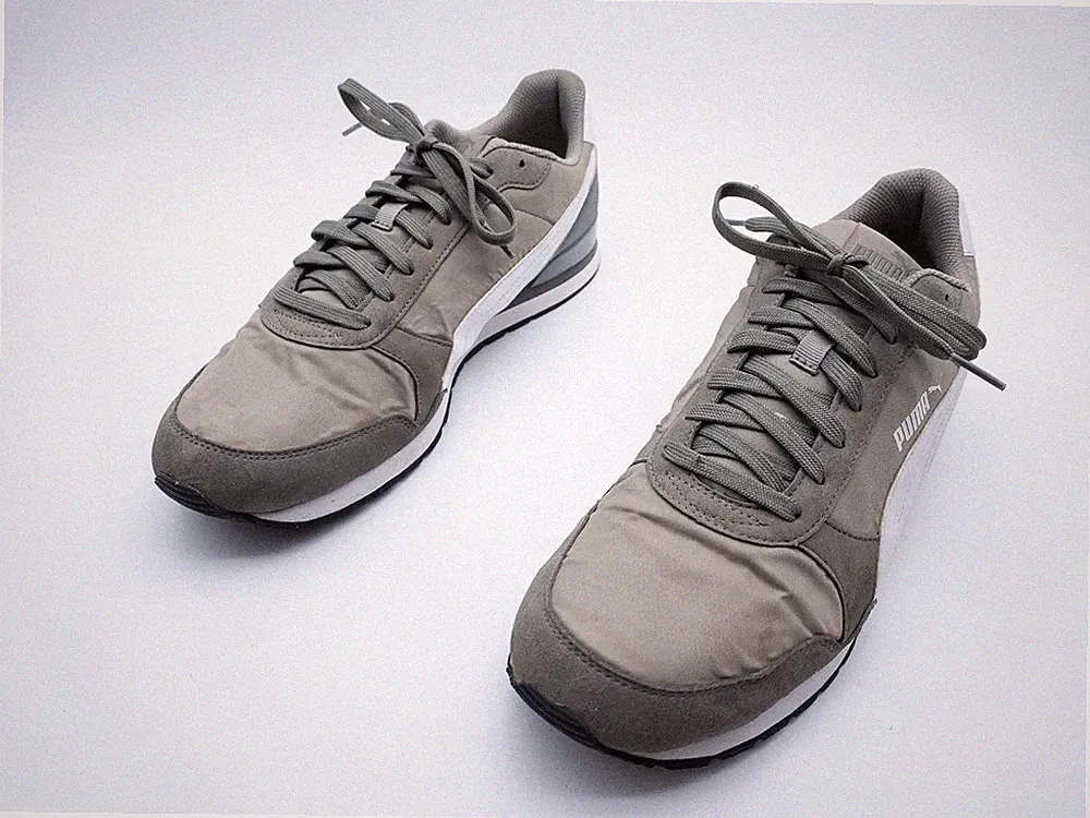 PUMA St Runner V2 Herren Freizeitschuh Laufschuh Grün Gr. 46 EU Art. 38761-70