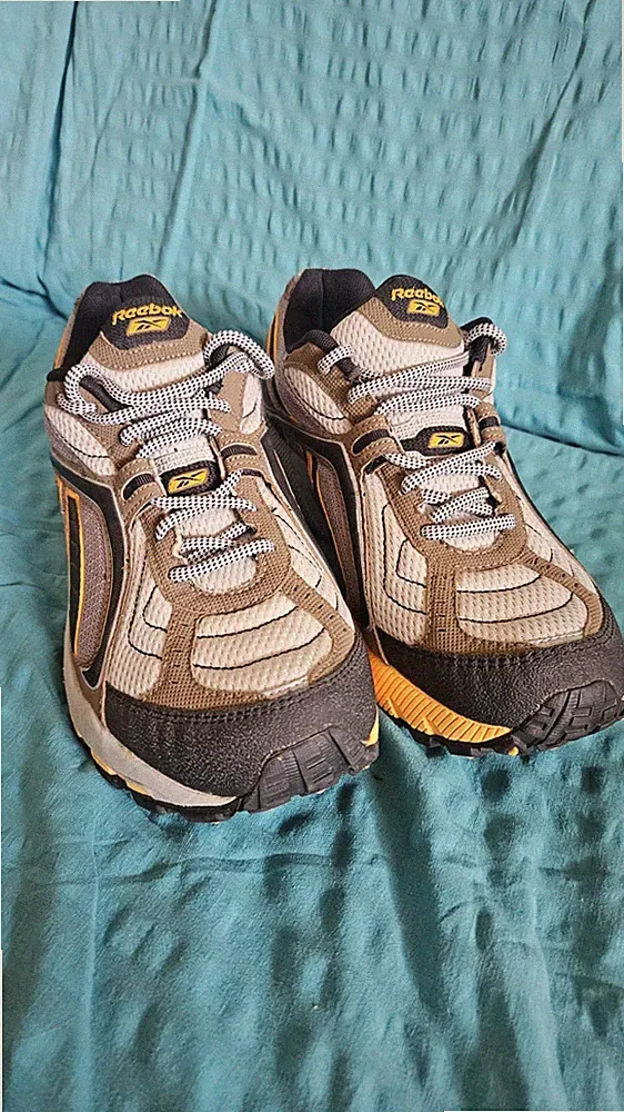 Reebok Herren Sportschuh Laufschuh Snaeker Gr. 42 UK 8
