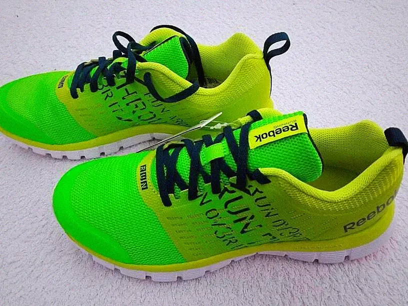 Reebok Running Laufschuhe Sneaker Fitness Sportschuhe Gr: 38-41, Neu