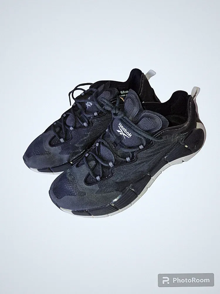 Reebok Zig Kinetica II Grow Herren Joggingschuhe Schwarz Running EU 42