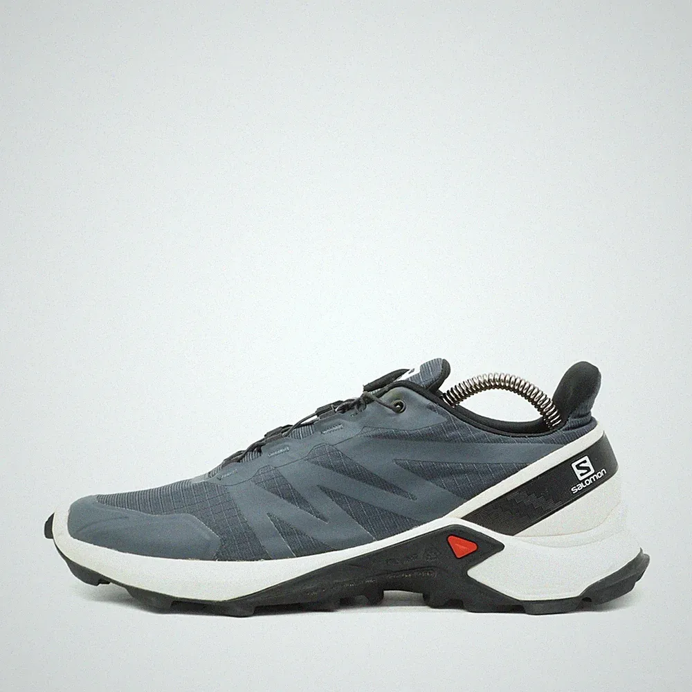 Salomon Damen Supercross Sneaker Grau Schwarz Synthetik Trail Laufschuh EU 41⅓
