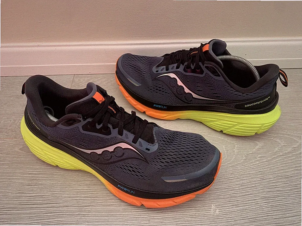 Saucony Guide 18 grau/blau Herren Laufschuhe UK Größe 10