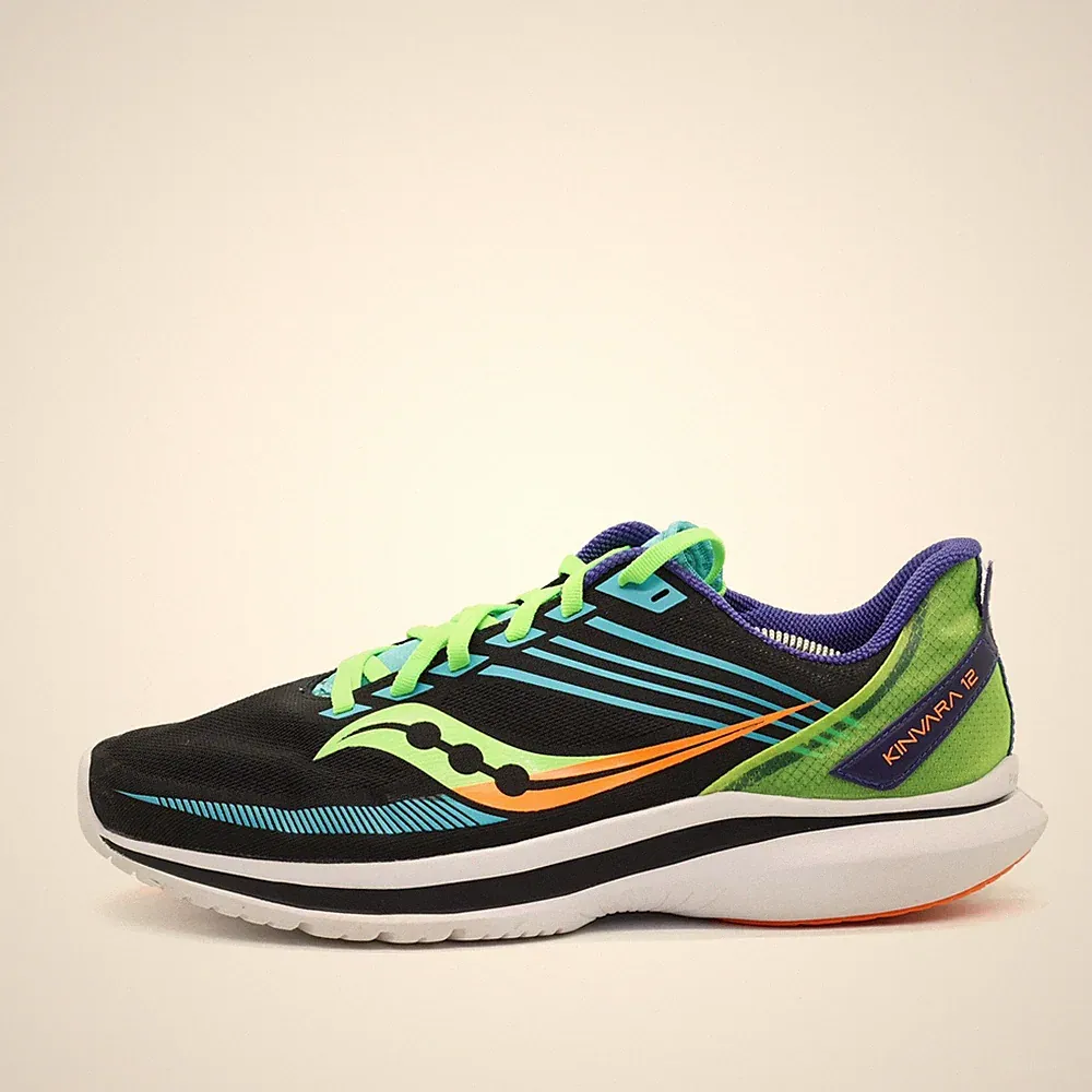 Saucony Herren Kinvara 12 Schuhe EU 43 Schwarz/Grün/Orange/Blau S20619-25