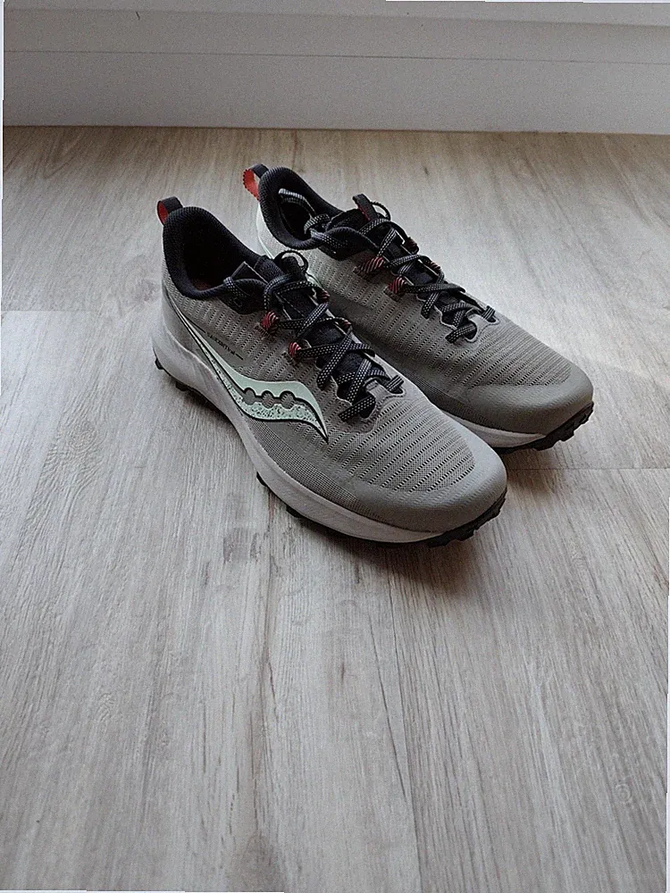 Saucony Peregrine 13 Laufschuhe Herren Größe 46 Khaki