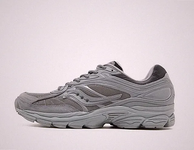 Saucony ProGrid Omni 9 Armor Herrenschuhe in Grau