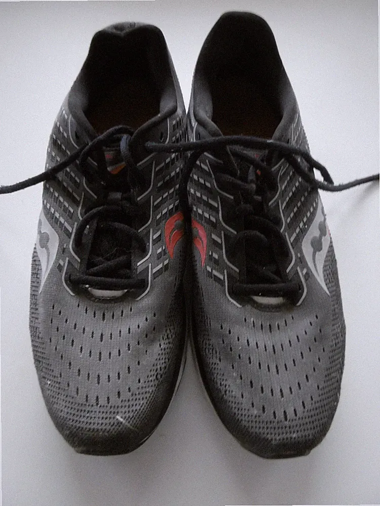Saucony Ride 13 Herren-Laufschuhe schwarz grau EUR 48 USA 13 UK 12