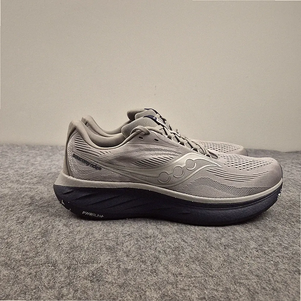 Saucony Sneaker Herren UK 11 grau Ride 18 Laufschuhe gepolstert S21000-224