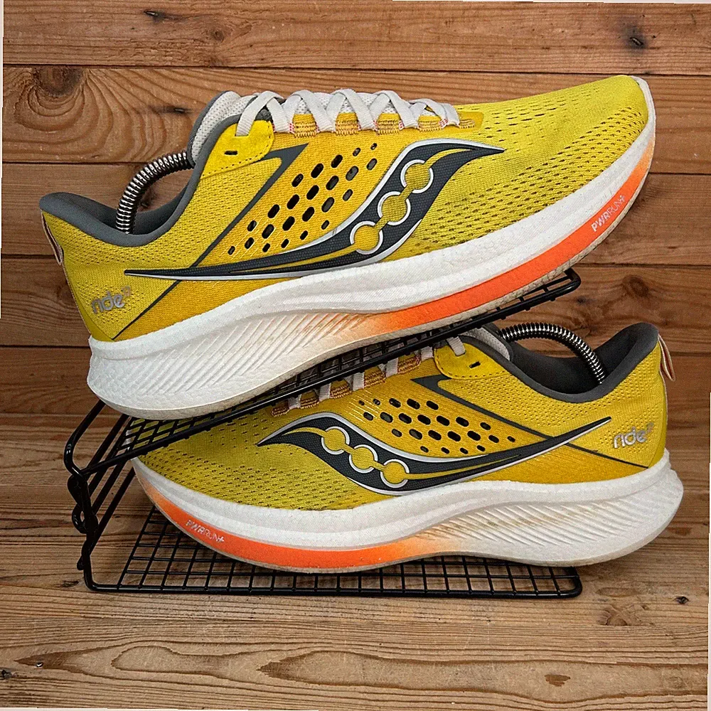 Saucony Turnschuhe Herren Größe UK 10,5 Ride 17 Canary Bough Straßenlaufschuhe