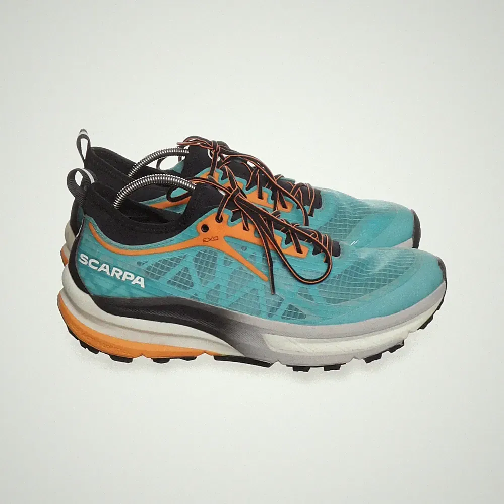 laufschuhe herren 43