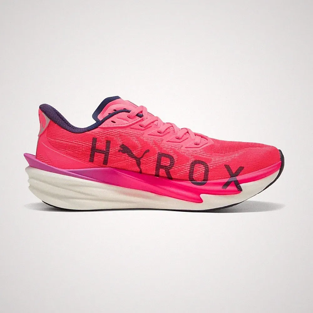 schneller Laufschuh Strassenlauf Puma Deviate nitro 4 in Hyrox Edition