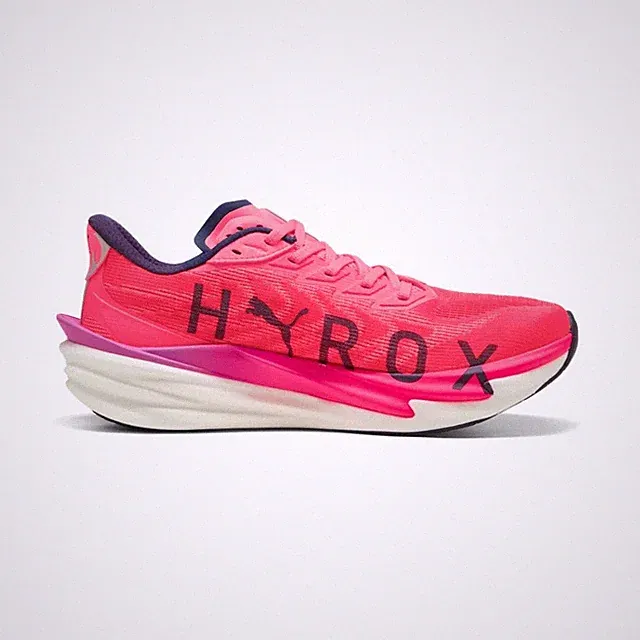 schneller Laufschuh Strassenlauf Puma Deviate nitro 4 in Hyrox Edition