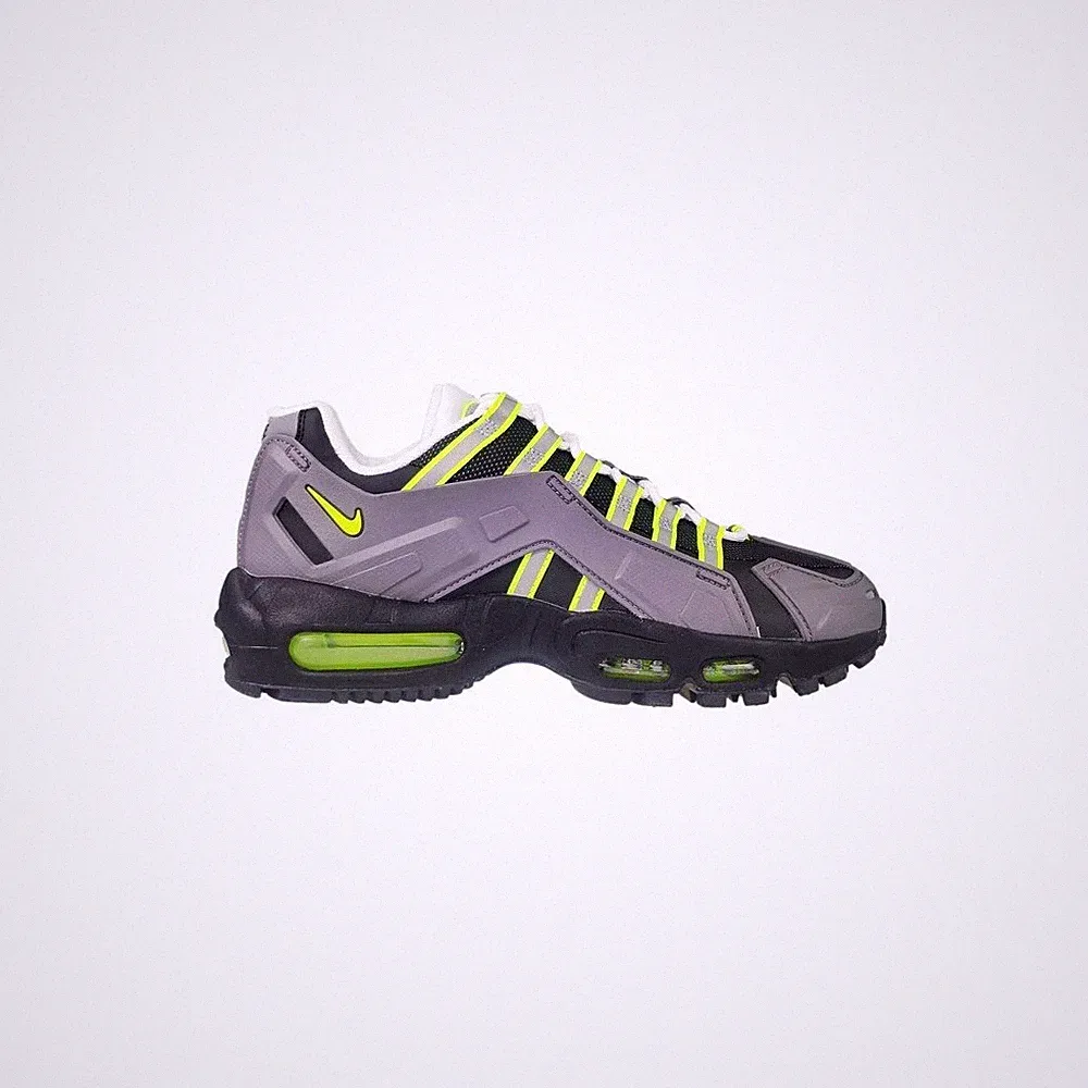 Schuhe Lauf Herren Nike Air Max 95 Ndstrkt CZ3591002 Seladongrün-Schwarz