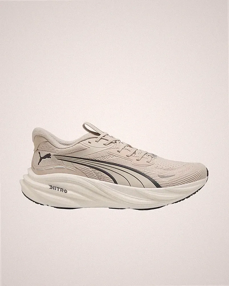 PUMA Magnify Nitro Herren Sneaker Laufschuhe Training Beige Weiß