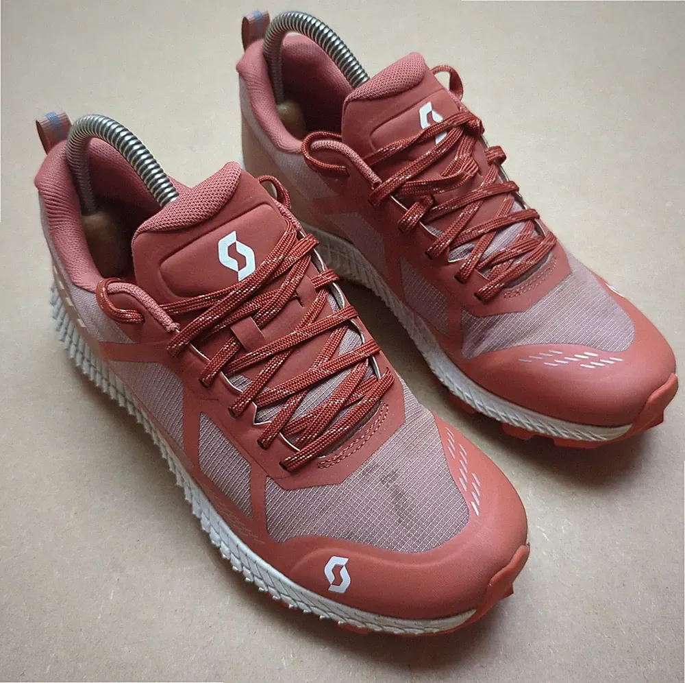 Scott Supertrac 3 Sneaker Herren UK 5 Coral Gorpcore Trailrunning Outdoor Schuhe