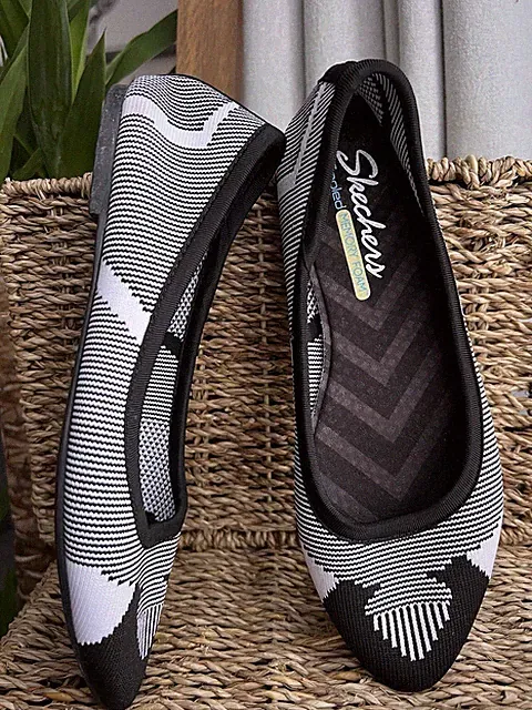 Skechers Damen Mädchen Schuhe Größe UK 3,5 EUR 36,5 Slipper Lauf Ballerinas
