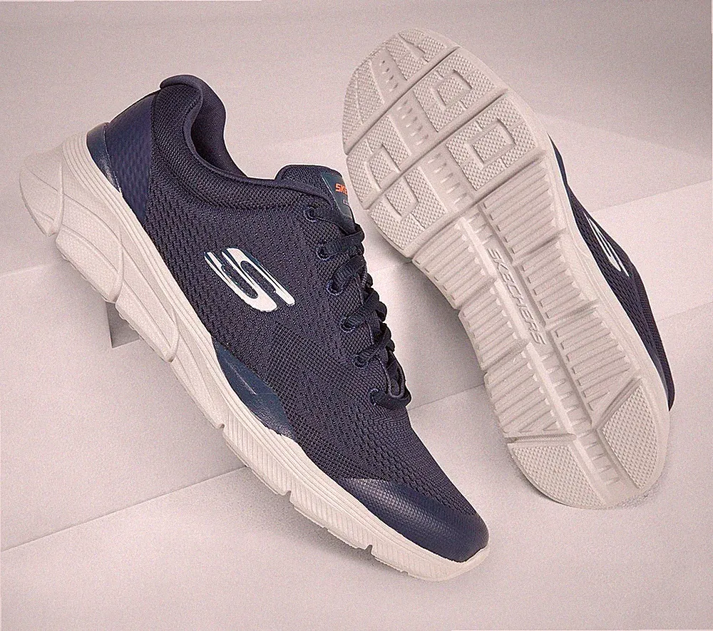SKECHERS Herren Equalizer 4.0 - Generation Lauf-/Wanderschuhe in Navy