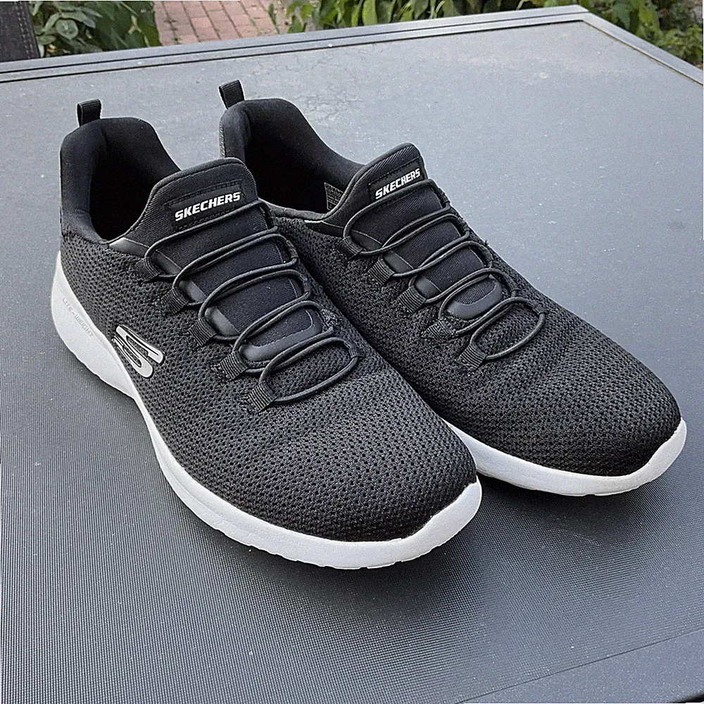 SKECHERS Lauf - u. Freizeitschuhe, Größe 45, Göße UK 10, US 11 Top Zustand
