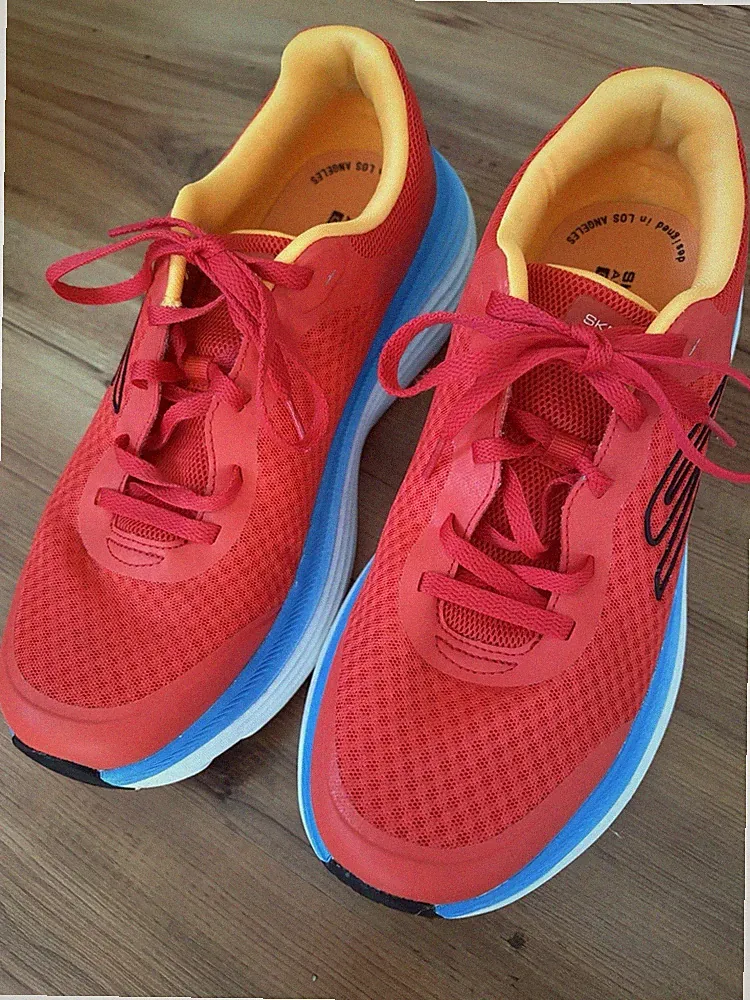 Skechers Laufschuhe gr.43.5