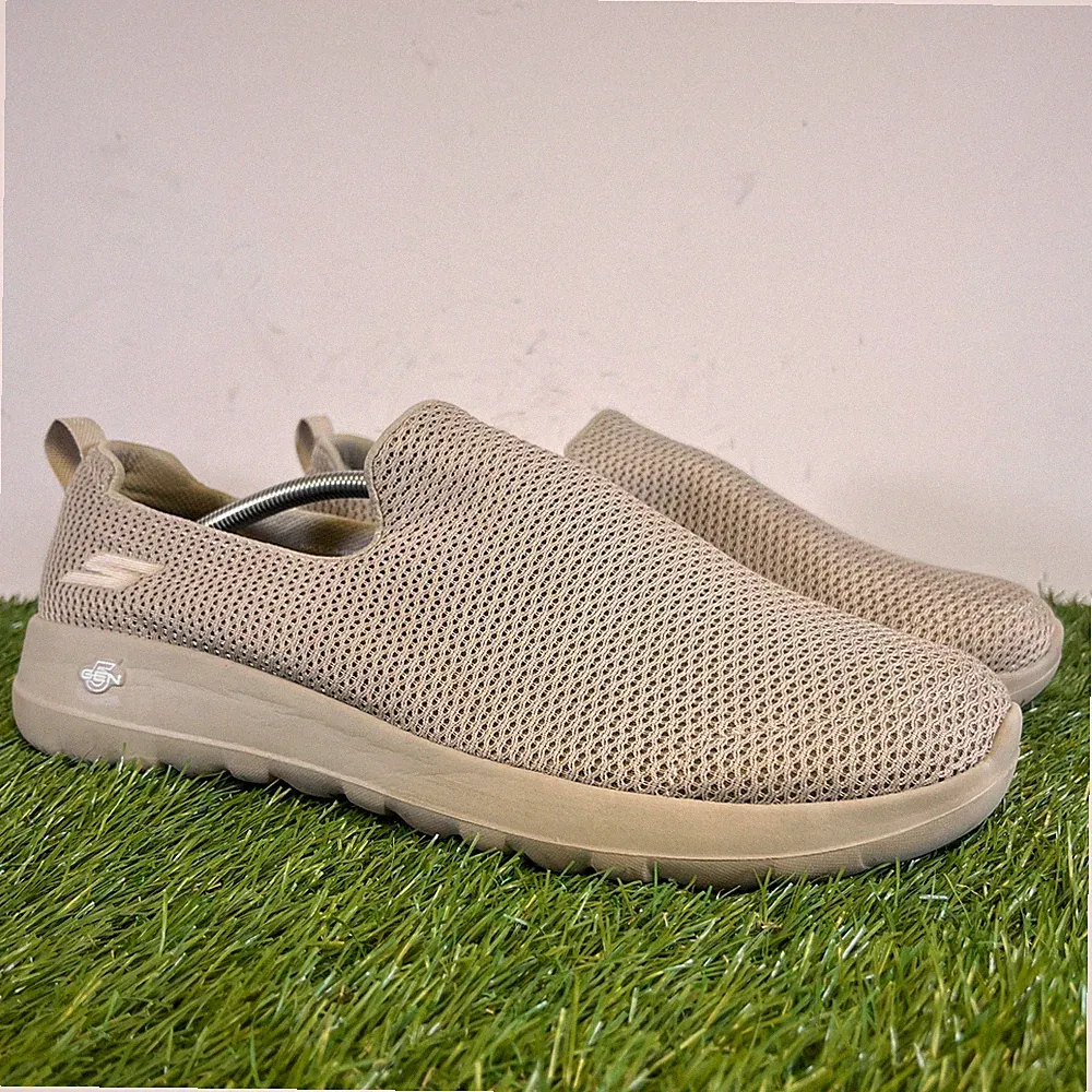 Skechers Turnschuhe Größe 11 Herren Beige GOwalk Max Clinched Slipper Laufschuhe