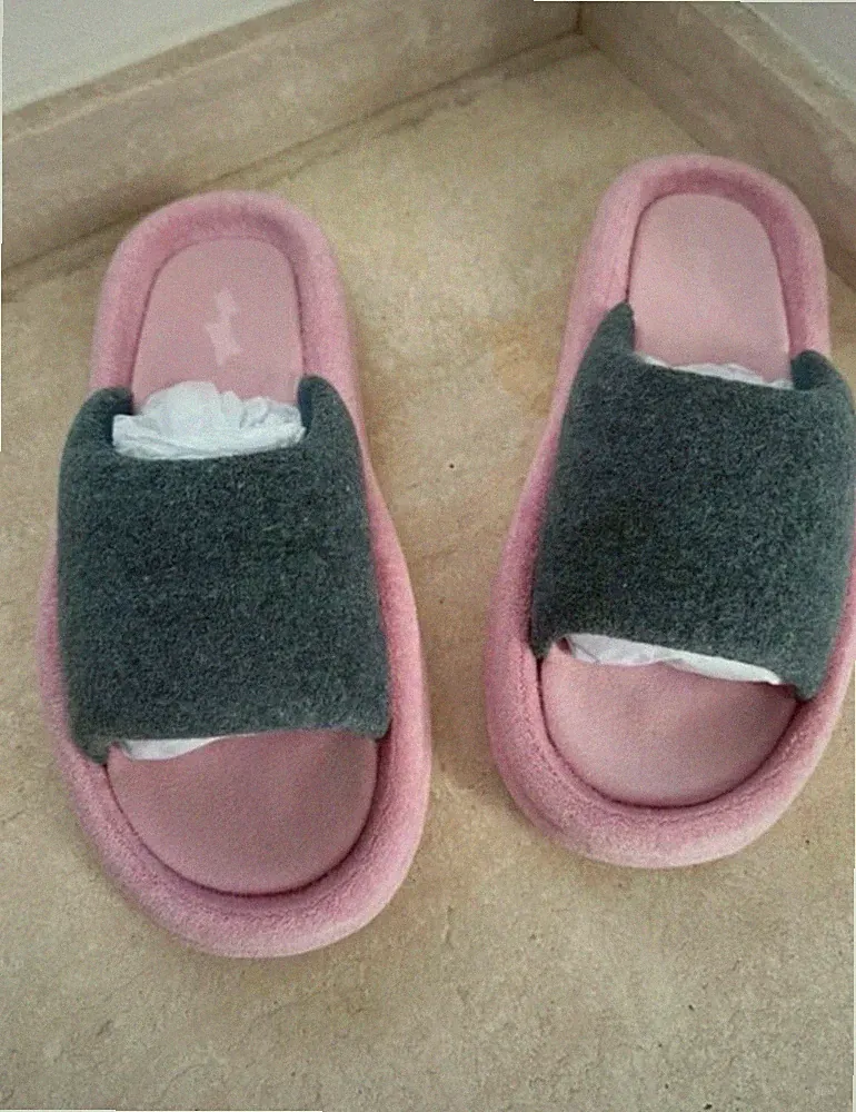 Skylrk Justin Bieber Rest Slides Bloop EU44/10US Neu mit Etikett