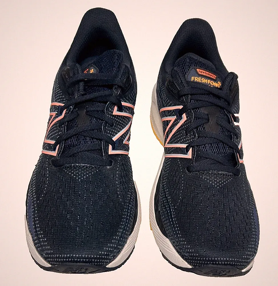 Sport Laufschuhe/Fitness Herren "New Balance M860E 12 Gr. 43 / UK 9 / US 9,5