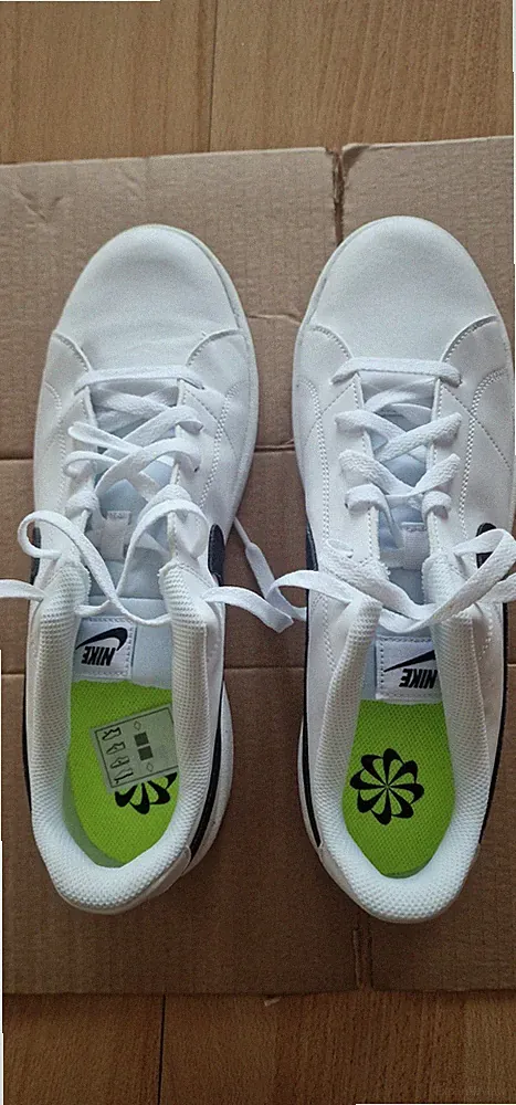 Sportschuhe Laufschuhe NIKE Gr.44