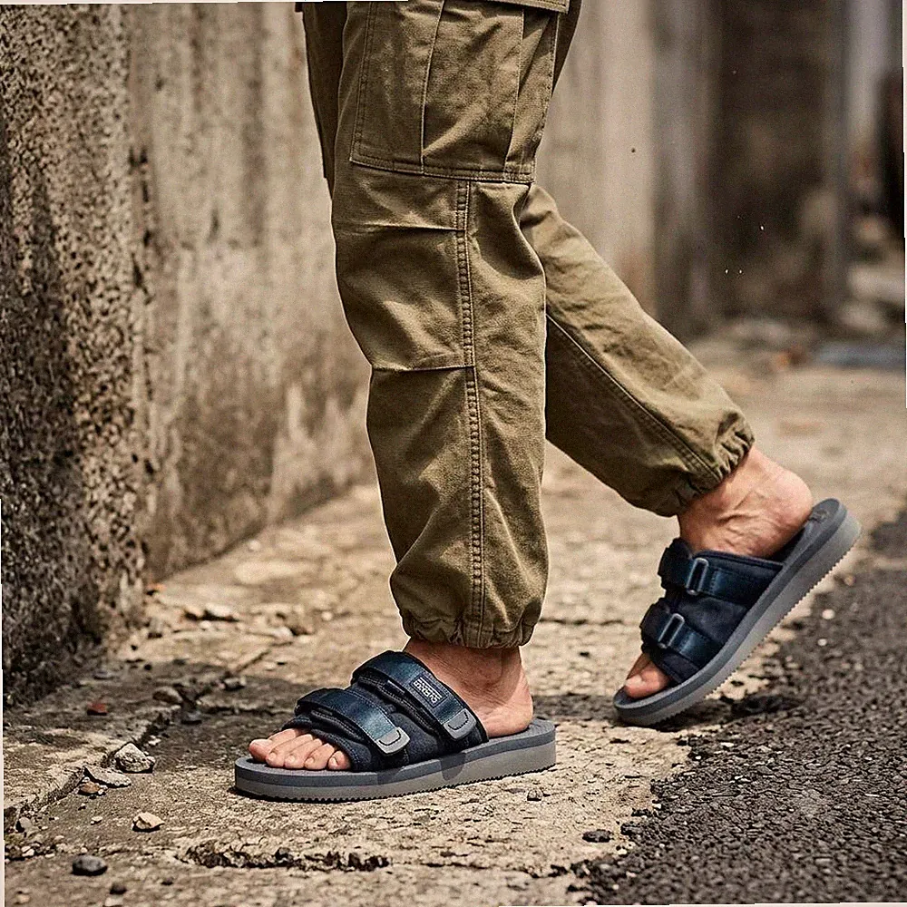Suicoke MOTO-Cab Plateau Sandalen Vibram Sohle Navy/Schwarz 25cm Unisex...