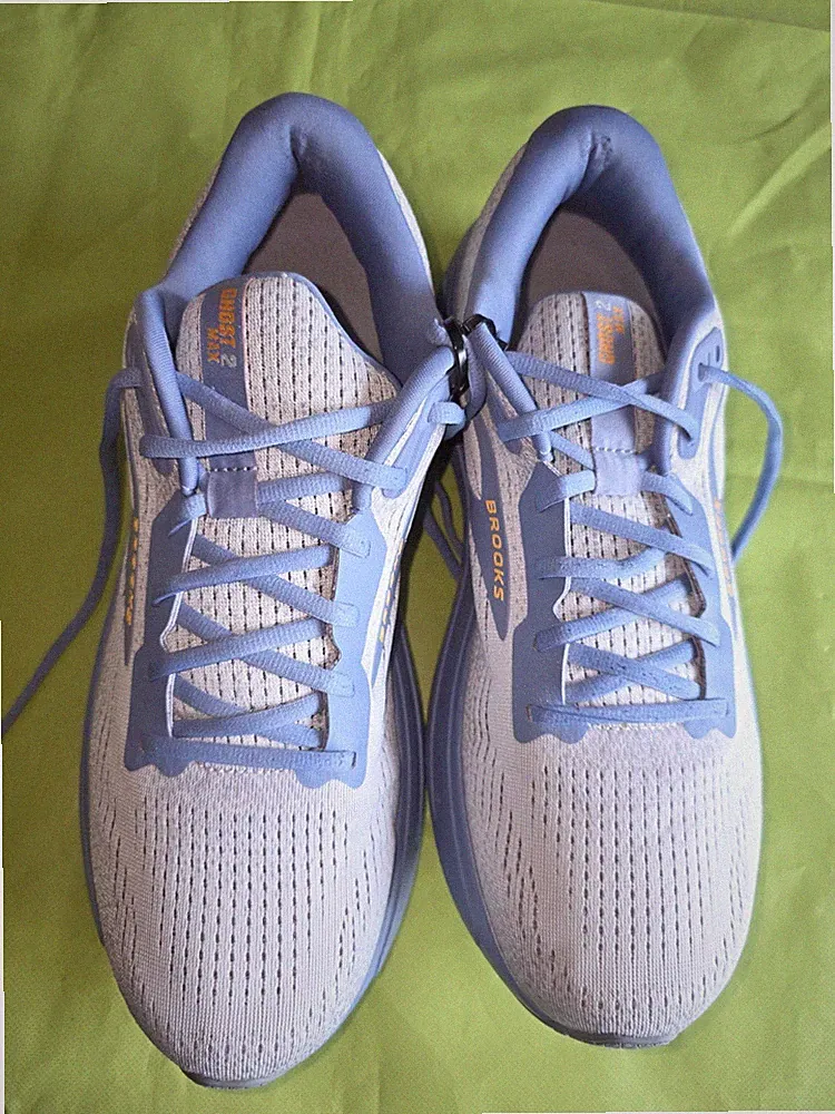 Tolle Brooks Ghost 2 MAX Herren Sneaker Laufschuhe Gr.47,5 Weiß/Blau Sportschuh