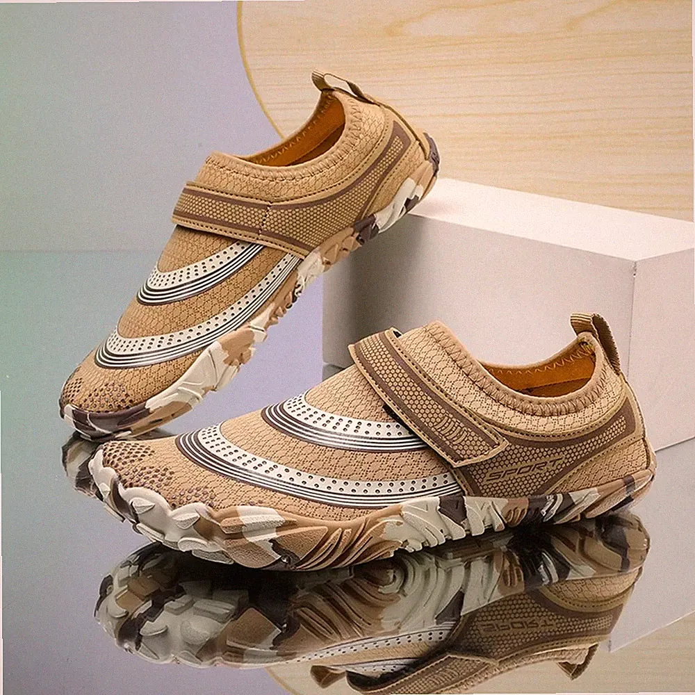 Braun Wasserschuh