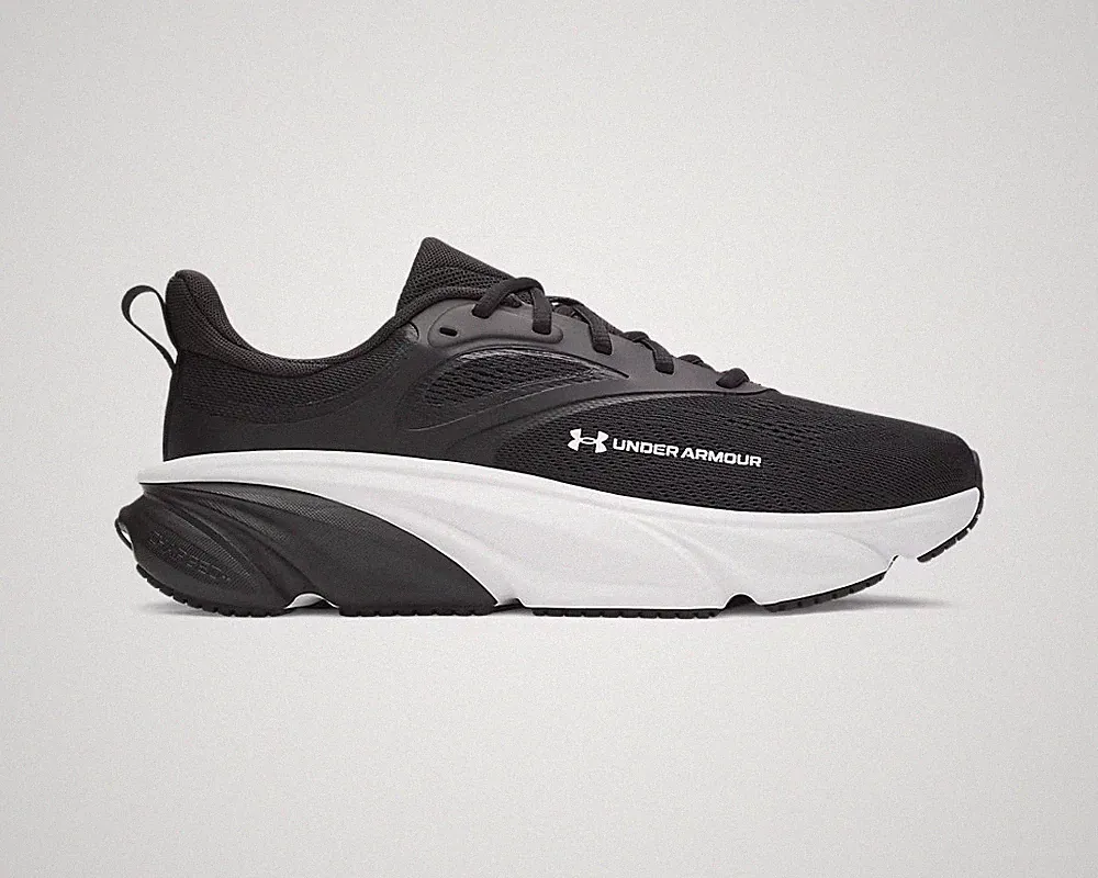 Under Armour Herren Laufschuhe UA Charged+ Rogue 6 schwarz/weiß