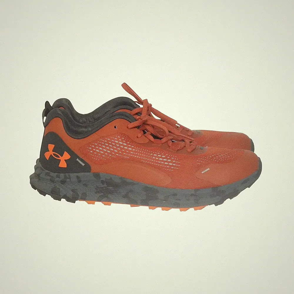 Under Armour, Laufschuhe, Größe: 42 1/2, Charged Bandit Trail, Leder #0G0