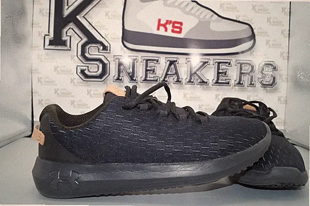 Under Armour Ripple Elevated EU 42,5 - 42 US 9 Sportschuhe Turnschuh 3021651-002