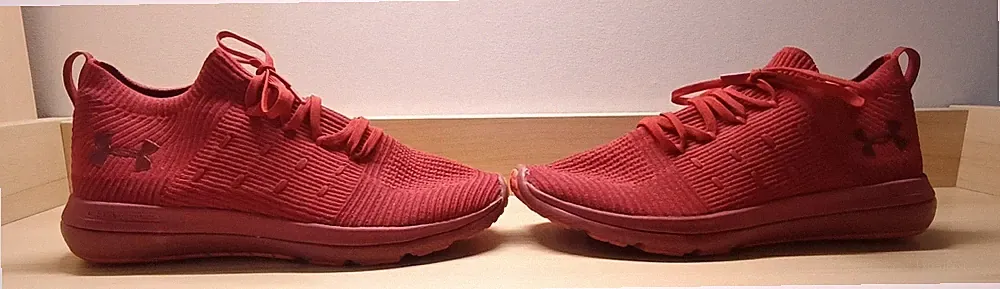 Under Armour Slingflex Rise Sneaker / Laufschuhe – Rot -Gr. 44,5 - Wie neu!