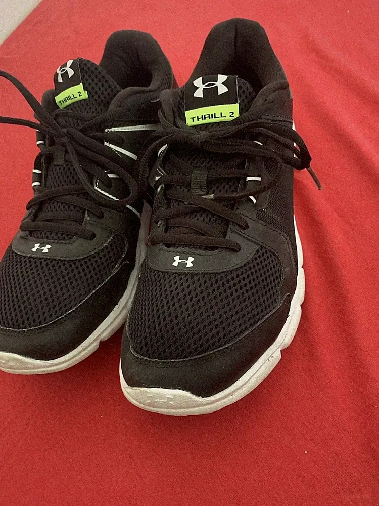 laufschuhe herren größe 45