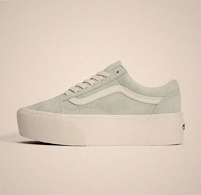 Vans Old Skool Plateauschuhe in hellgrün und weiß alle Größen begrenzter Bestand
