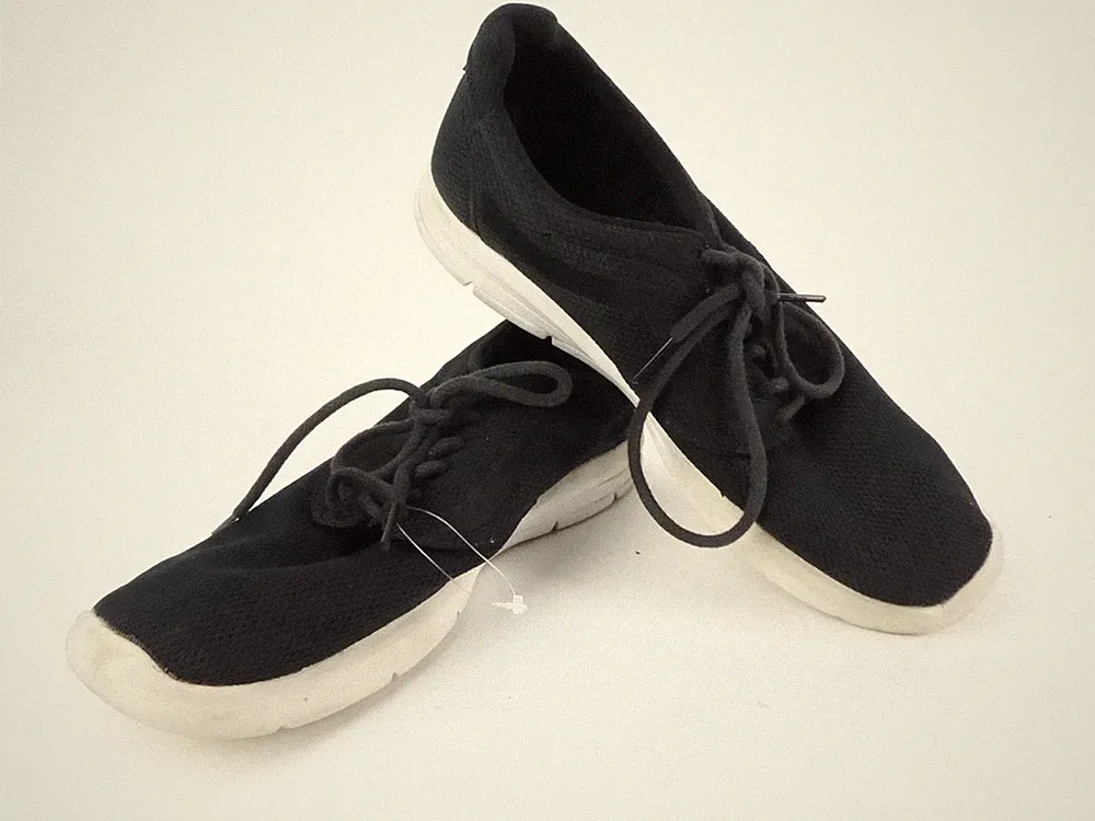 Vans Unisex Schuhe Sneaker Gr. 42,5 Turnschuhe Laufschuhe Textil schwarz (15420)