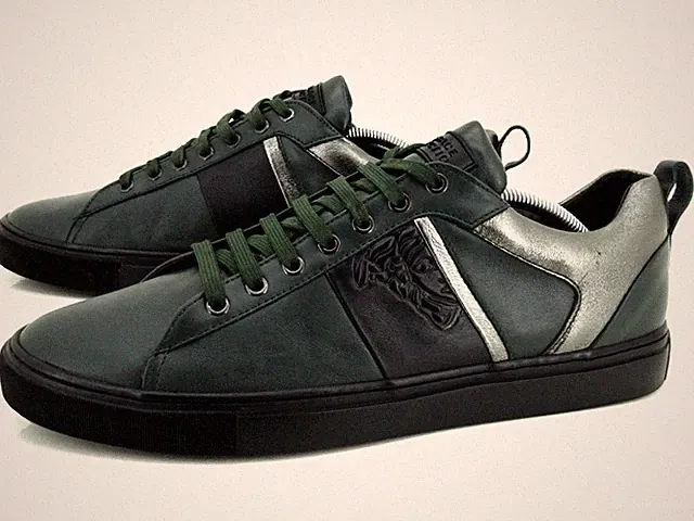 Versace Collection Schnürschuhe Lauf Halbschuhe Schuhe Grün Gr 46 NEUWERTIG