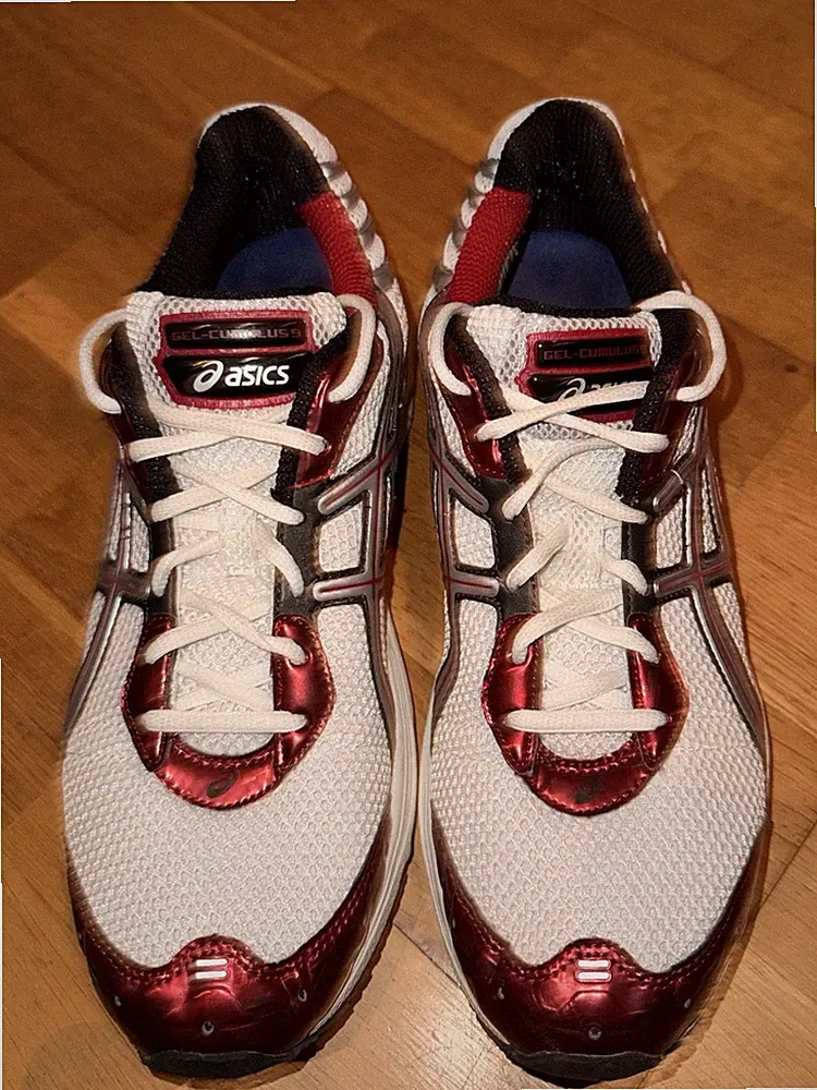 Vintage ASICS Gel Cumulus 9 Größe 44.5 Herren Laufschuhe Rot Weis Neu