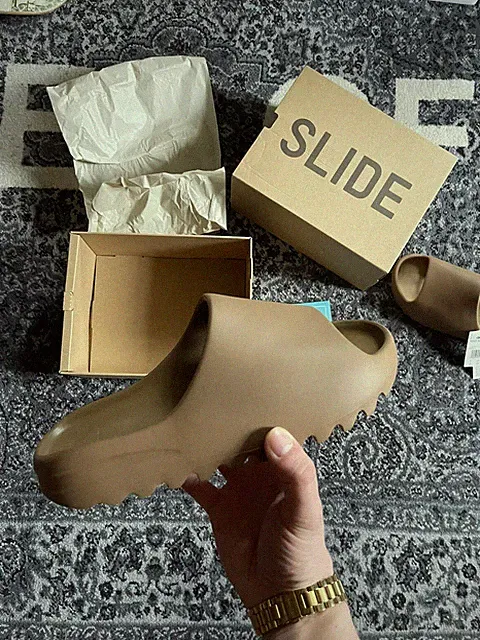 Yeezy Slide Core | US 10 - EU 44,5 | Hausschuhe | Sofortversand | Neu